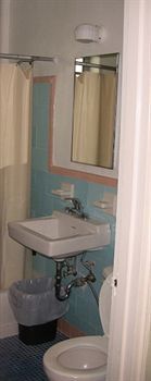 Sherbrooke Hotel 3*